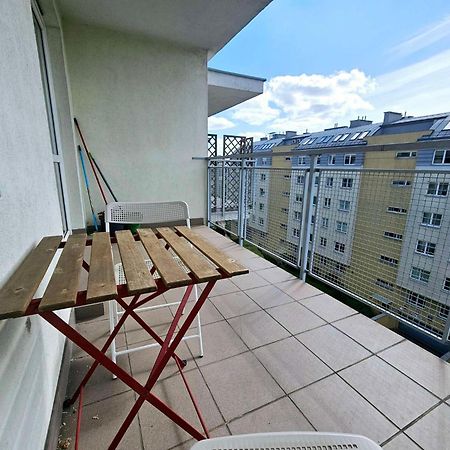 Fresh Green Kabaty Apartment 4 Варшава Экстерьер фото